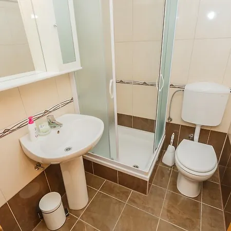 Ferienhaus Kamenica Mirce